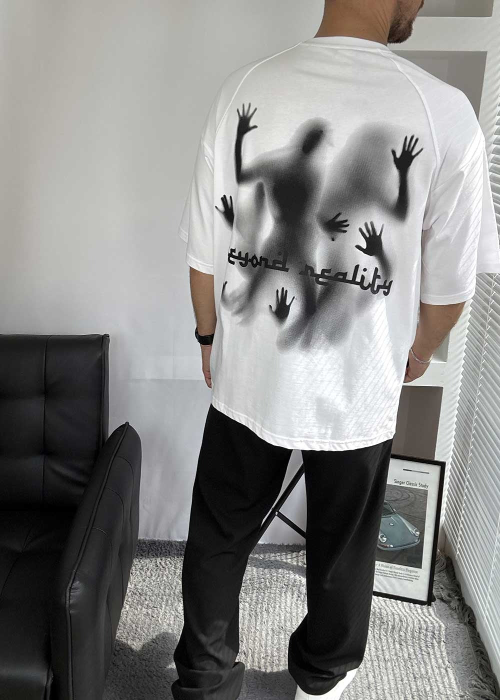 Beyond Reality Oversized T-Shirt με Τύπωμα – Λευκό – 4