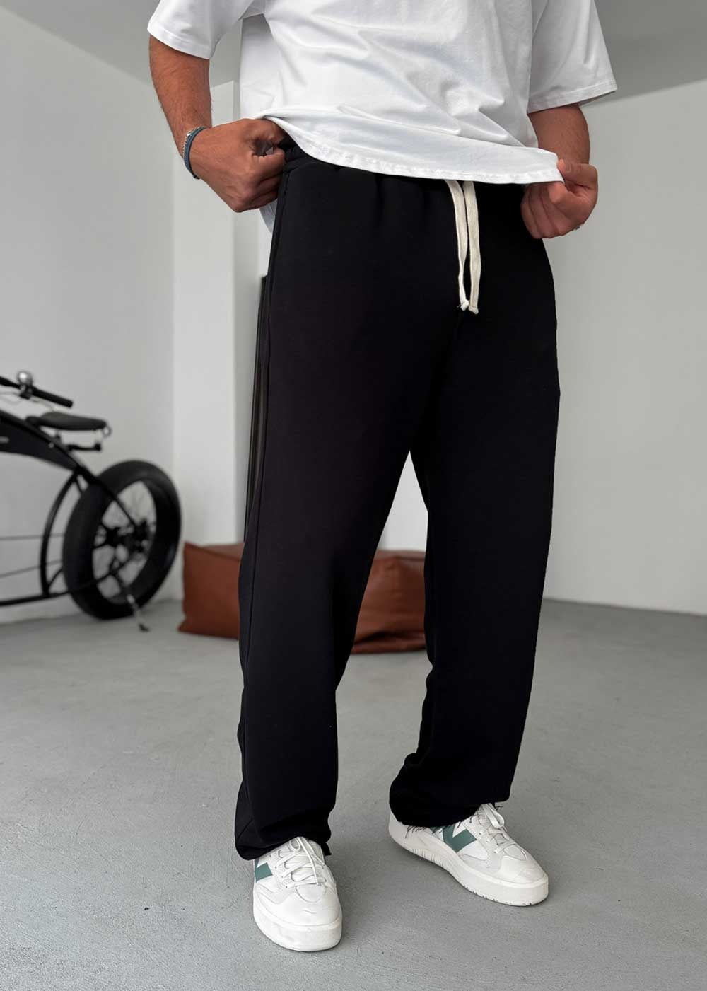 Jogger Φόρμα Τριών Κλωστών Ίσιας Γραμμής – Μαύρο – 2
