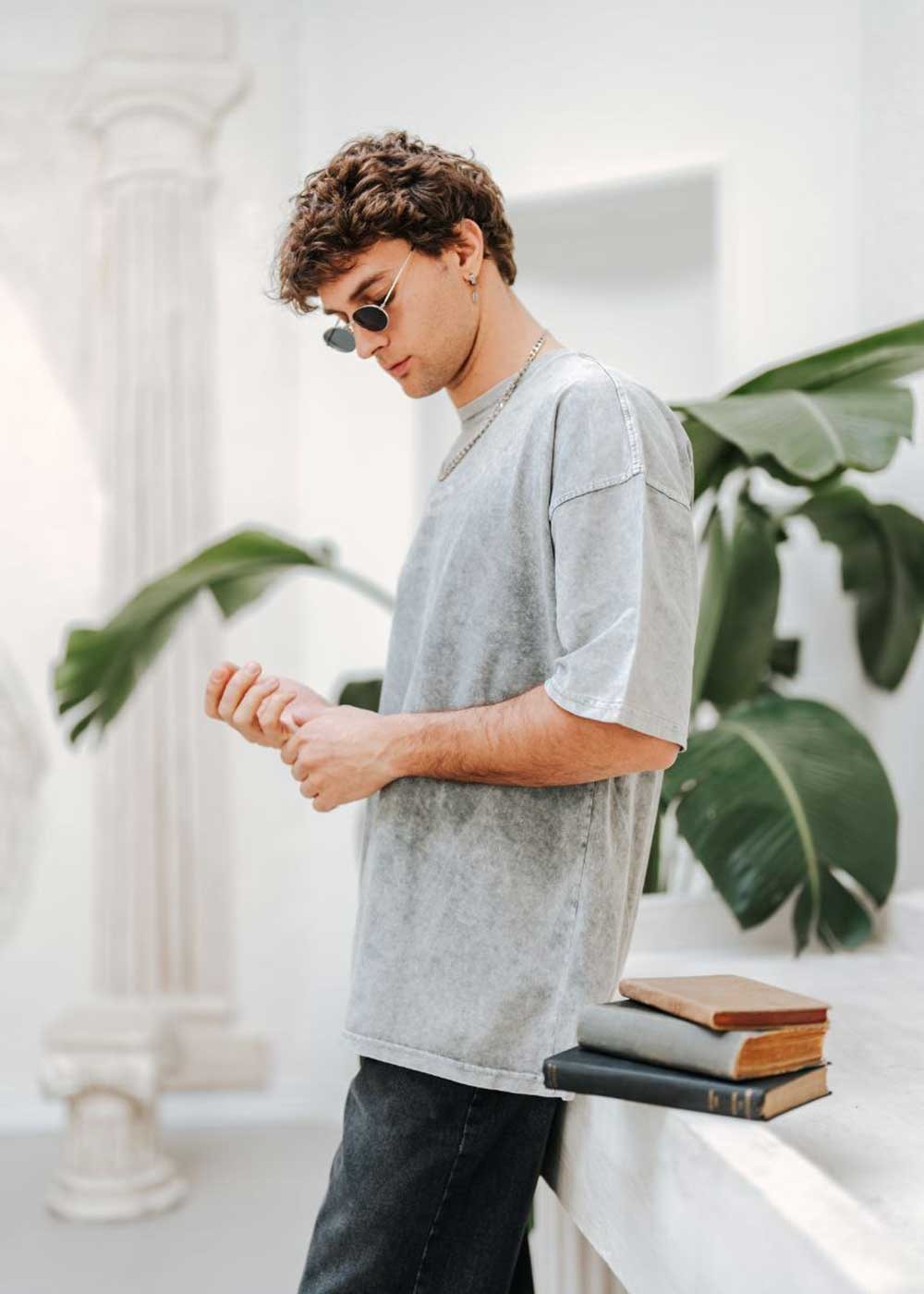 Dancing Wİth Shadows Oversized T-Shirt με Ξεβαμμένο Εφέ – Γκρι – 4