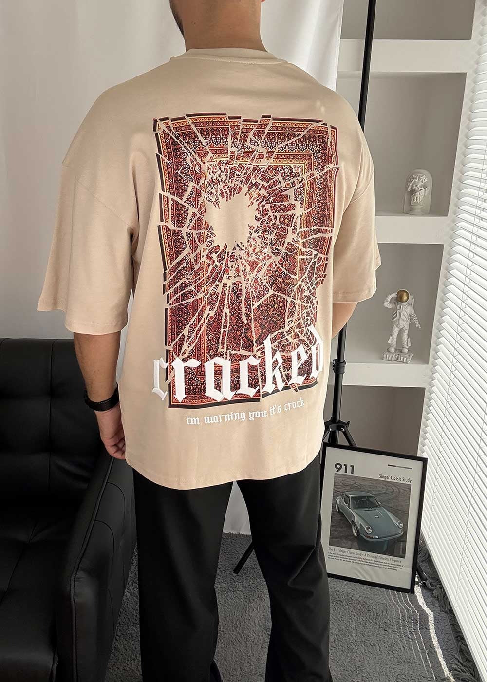 Cracked Oversized T-Shirt με Τύπωμα – Μπεζ – 4