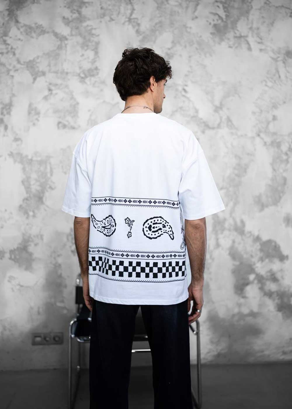 Bandana Print Oversized T-Shirt – Λευκό – 4