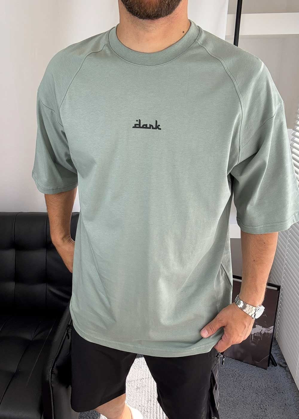 Beyond Reality Oversized T-Shirt με Τύπωμα – Μιντ – 3