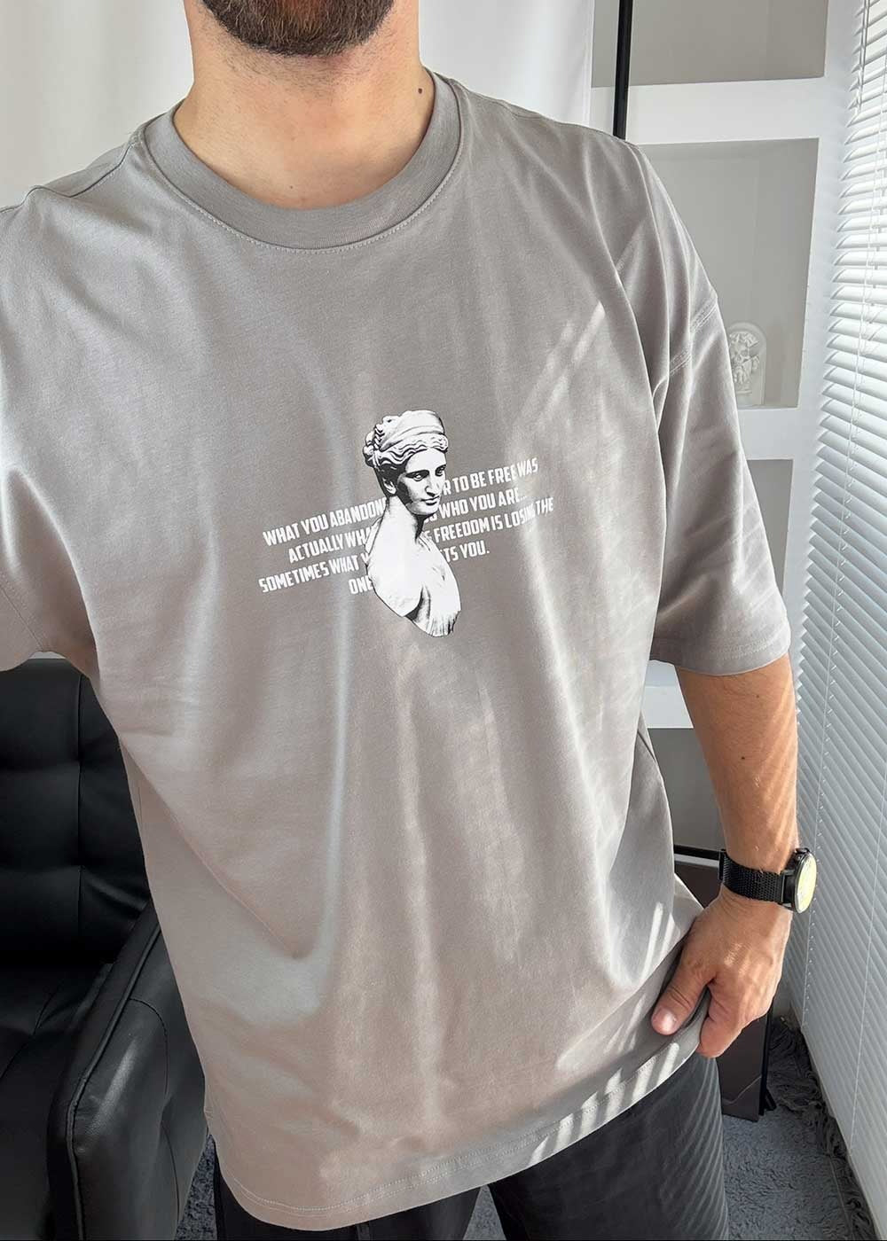 Earth Oversized T-Shirt με Τύπωμα – Γκρι Ανοιχτό – 4