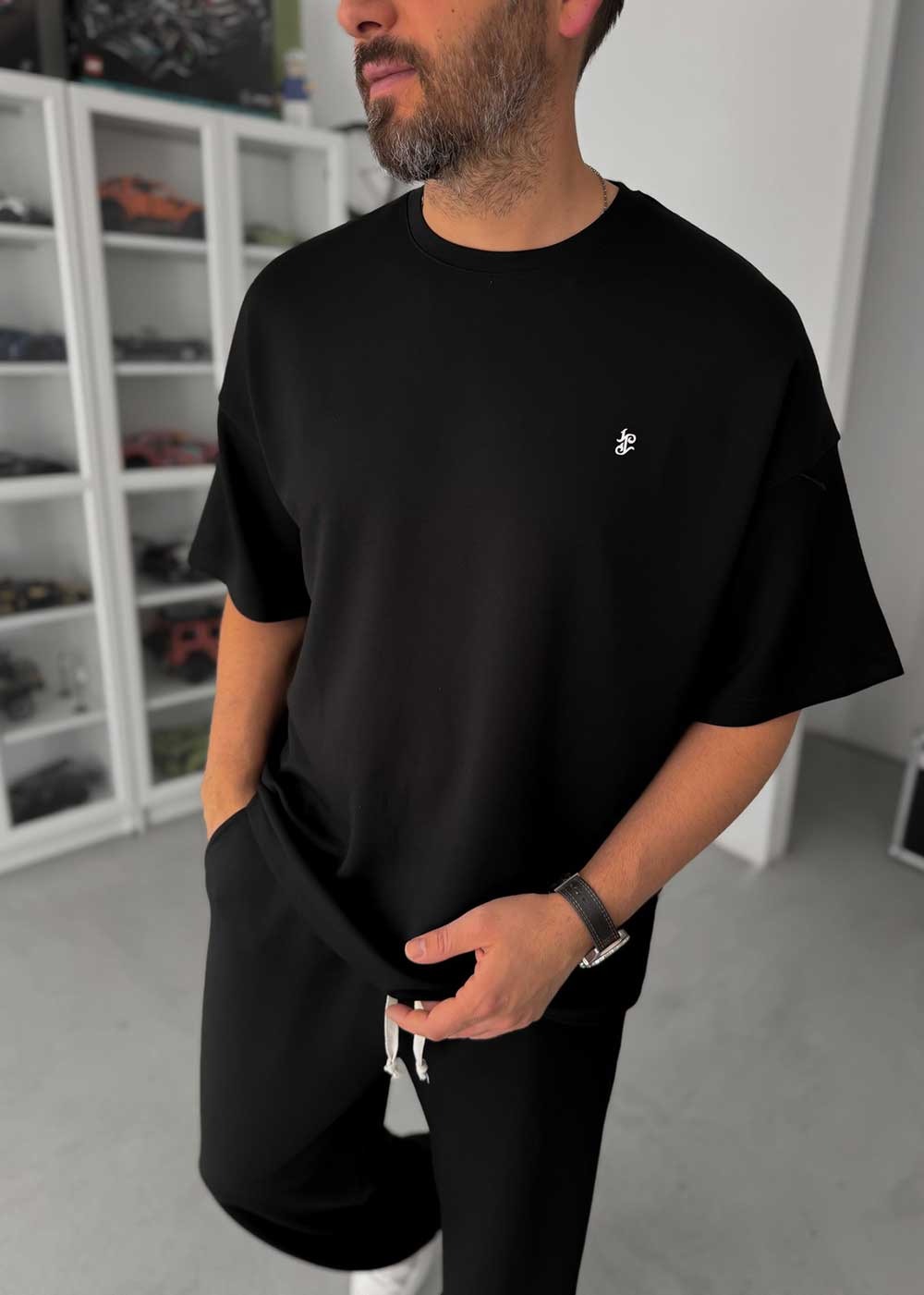 Embossed Modal Oversized T-Shirt & Relaxed Jogger Σετ – Μαύρο – 4