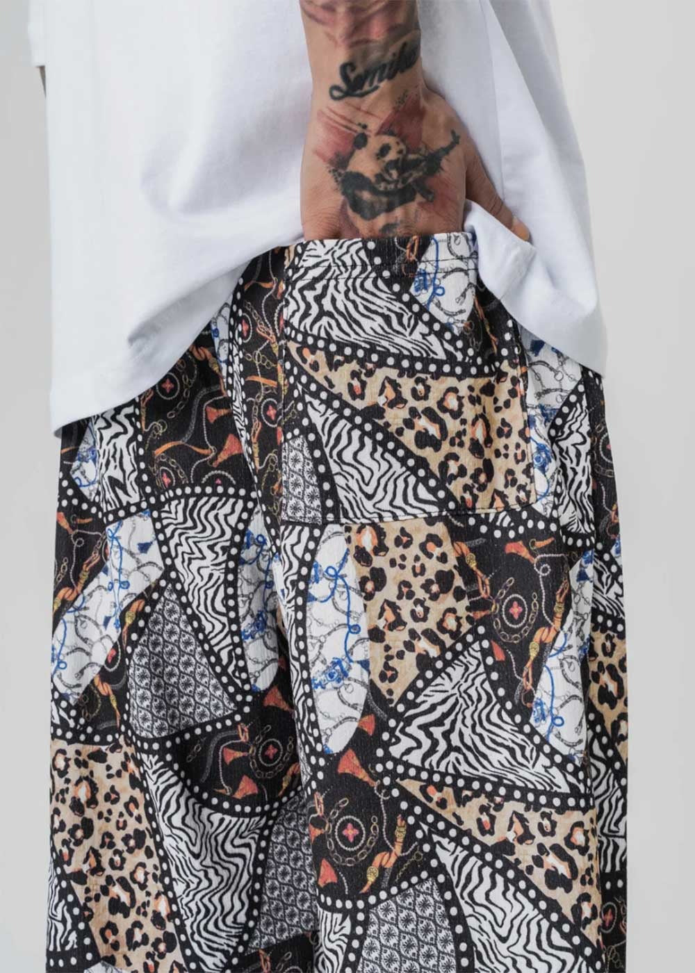Παντελόνι Σαλβάρι Με Πιέτες σε Boho Σχέδια Και Λάστιχο – Πολύχρωμο Σχέδιο – 4