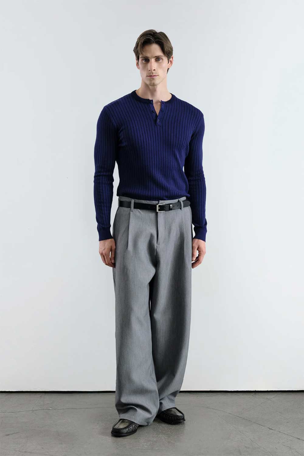 Ανδρική Πλεκτή Μπλούζα Slim Fit με Κουμπιά & Ριμπ Υφή – Σκούρο Μπλε